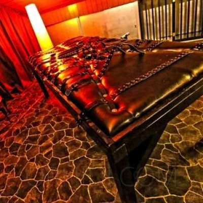 Heaven&Hell Domina Erotikhaus