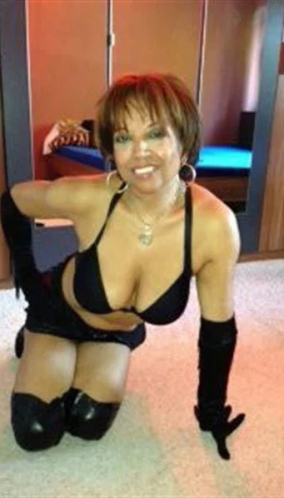Valentina24
