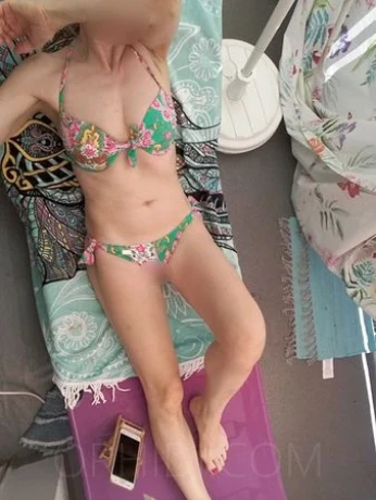 SEXY CLAUDIA