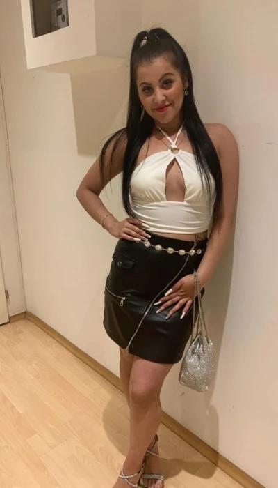 Zoe83