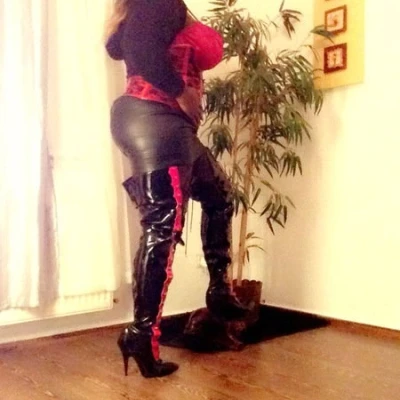 Melody Bizarr