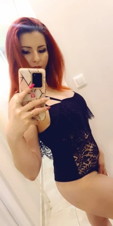 Roxana Hot