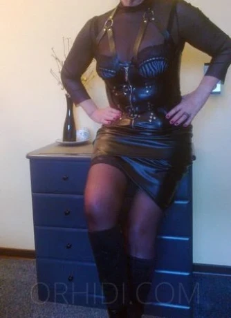 Madame Claudia Diskret