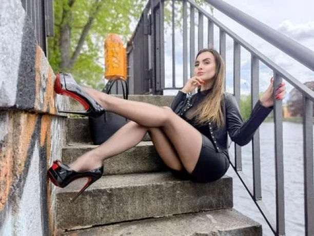 Sexy-Lena
