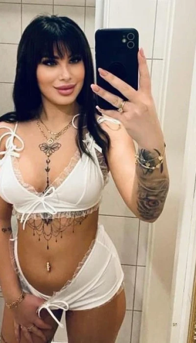 Amely Sexy