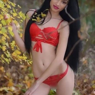 Skinny Sisy