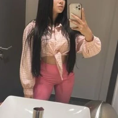 Emily str*p-*n