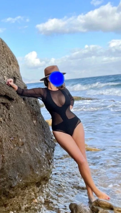 Hot Katrin