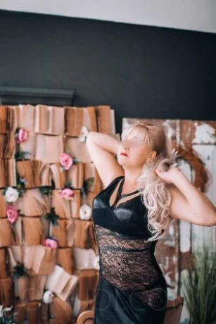 TINA - GANZ NEU! HEISSES BUSENWUNDER