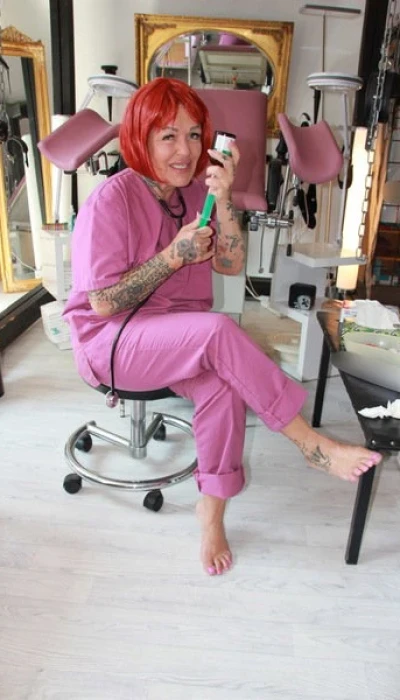 Lady Ronja Domina Klinikerin