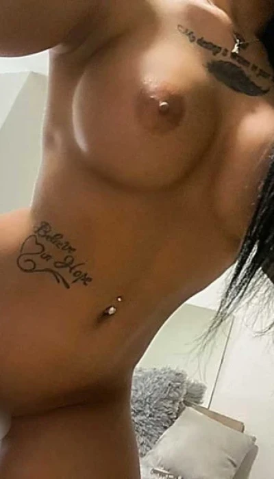 Hot Selina