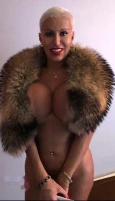 Trans Latina Xxl