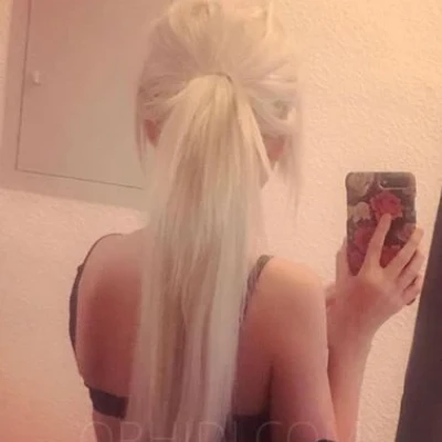 Deutsche Dame für Neuanfänger (echt/privat/diskret)