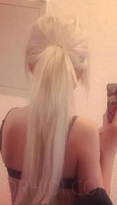 Deutsche Dame für Neuanfänger (echt/privat/diskret)