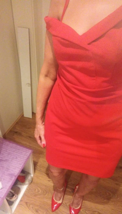 Blonde Milf Private And Discreet