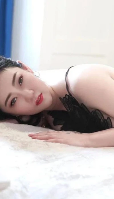 Xixi Hubsche Thailanderin