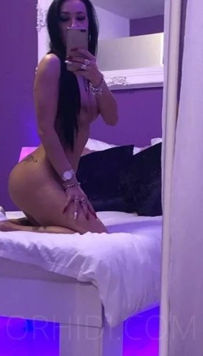 Isabella Latina