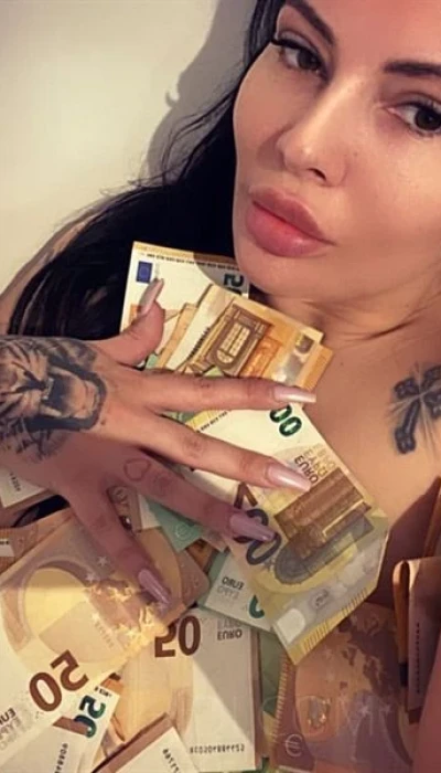 Herrin Lexy Fetisch Bizzar Domina