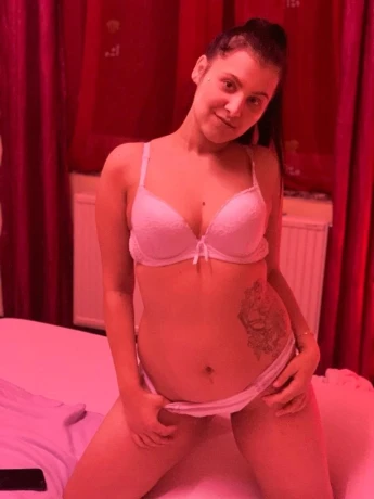 Zoe83