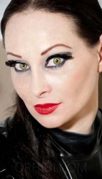 KATARINA KISS - NEUE NUMMER