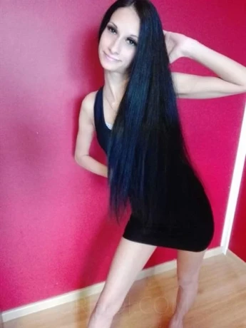VANESSA **GANZ NEU**
