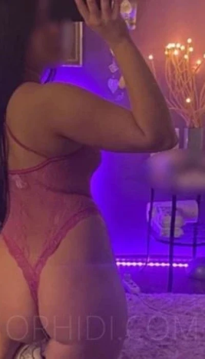 Anabella-  BRANDNEU IN DER STADT