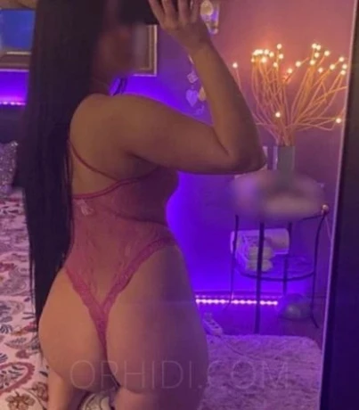 Anabella-  BRANDNEU IN DER STADT