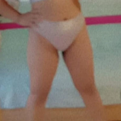 Zeynep Im Villa Erotica
