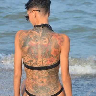 TATTOO - GIRL RIANNA 25J. 100% ORIGINAL