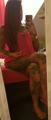 Deutsches Tattoo Model Lilli