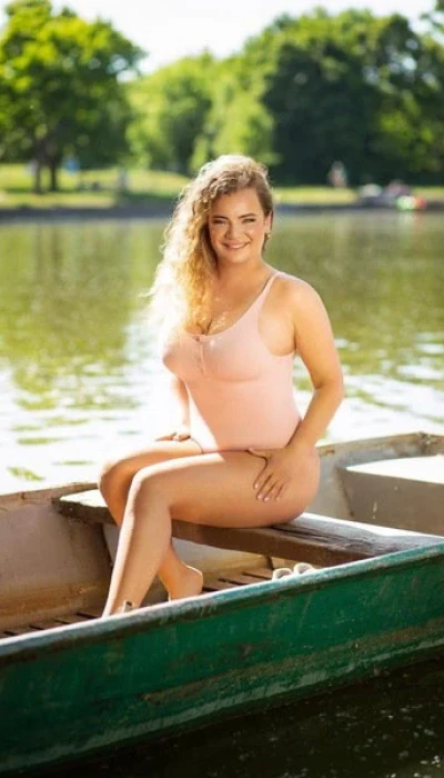 Diana Hubsche Tschechin Vollbusig Alles Natur