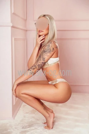 Nicoletta Villa Del Amor
