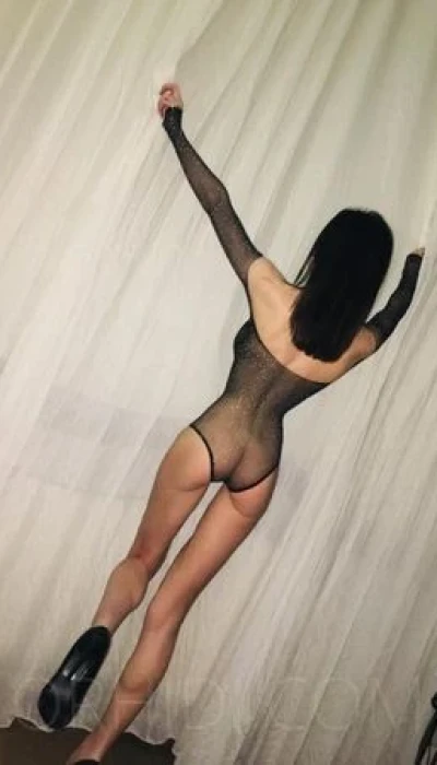 Skinny Teen (18+) Lorie