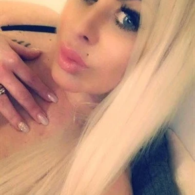 German Emily Curvy