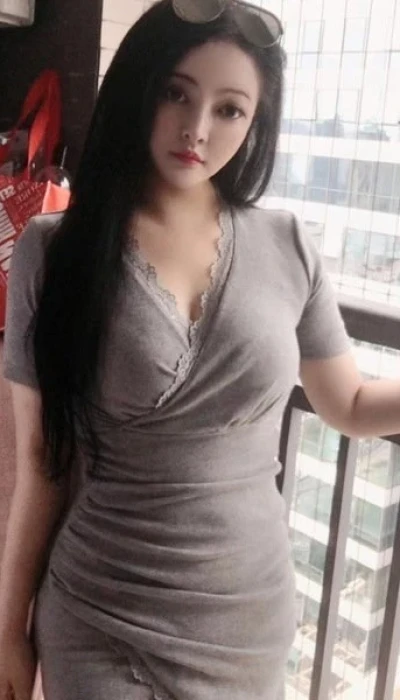 Brandneu Lucy