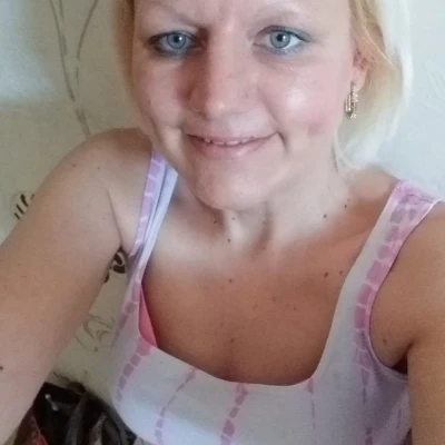 Sweetrese1985