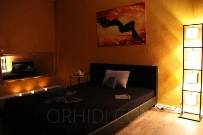 Opium Massage