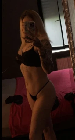 Mia