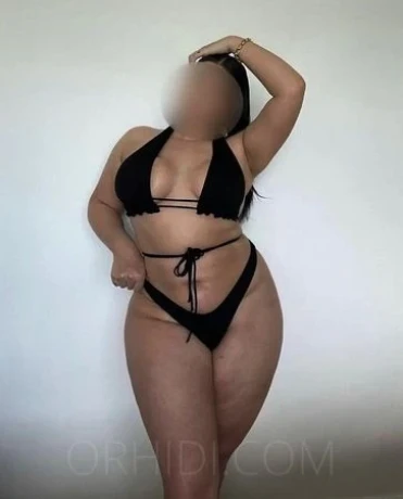 Sara - Super Hot !