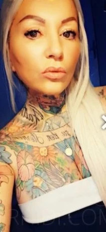 Tattoomodel Gina blond P*rno