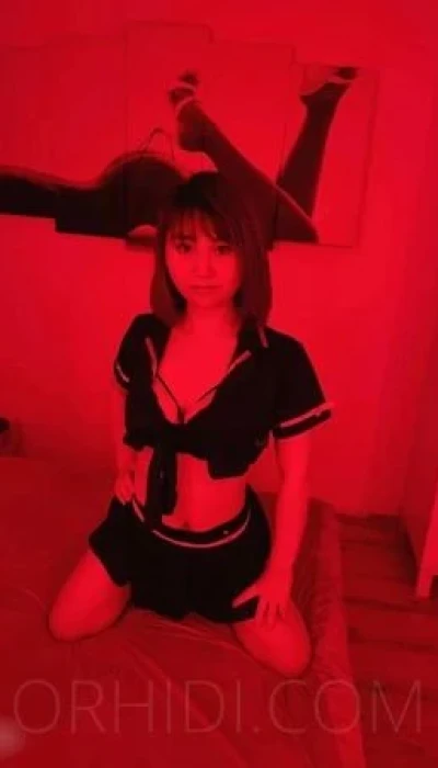 Lisa - Termin nur per WhatsApp