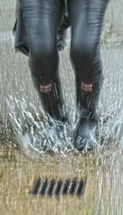Katrin - dominante dirty Stiefel Herrin