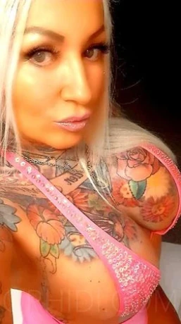 Tattoomodel Gina blond P*rno