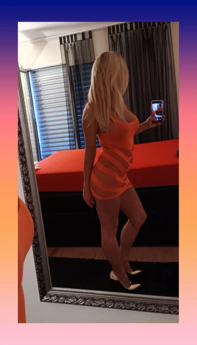 Lauren002