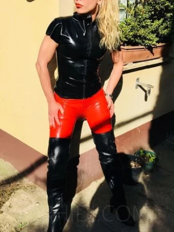 Bizarrlady Alina!