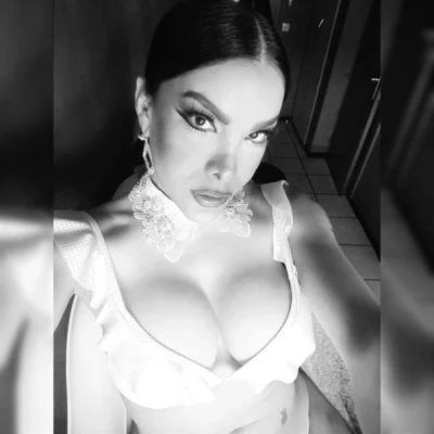 TS Antonella F*st*ng Queen!