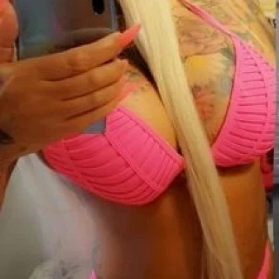 Tattoomodel Gina blond P*rno