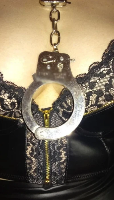 Mary Domina Bizarr