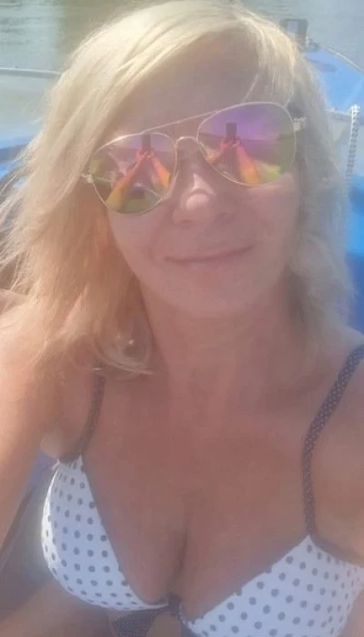 Julia Milf