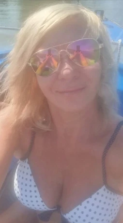 Julia Milf